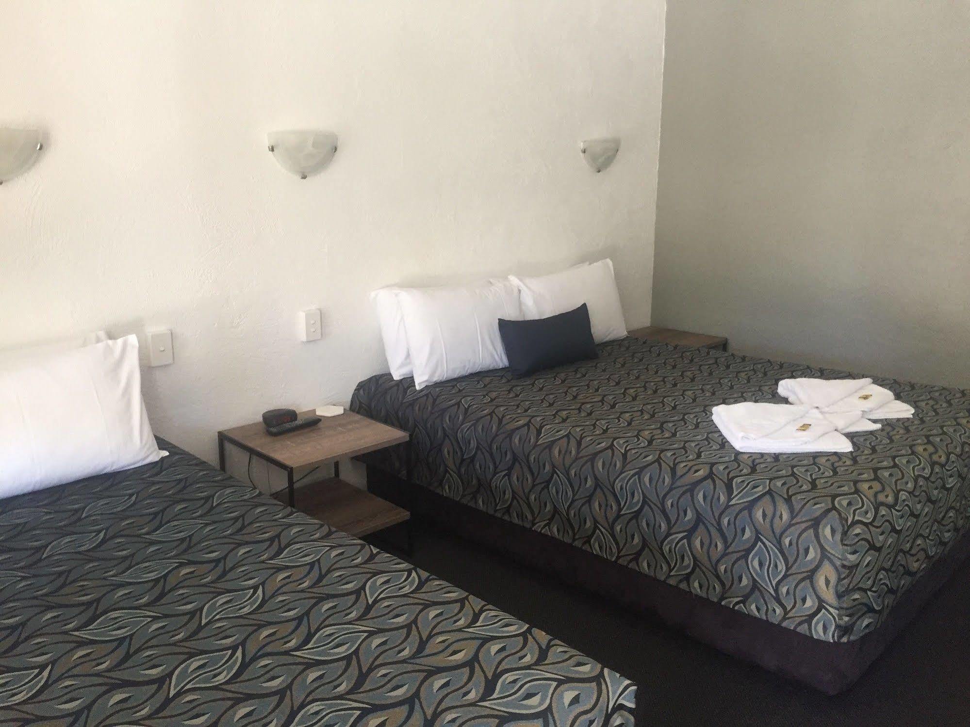 Bundaberg Spanish Motor Inn Ngoại thất bức ảnh