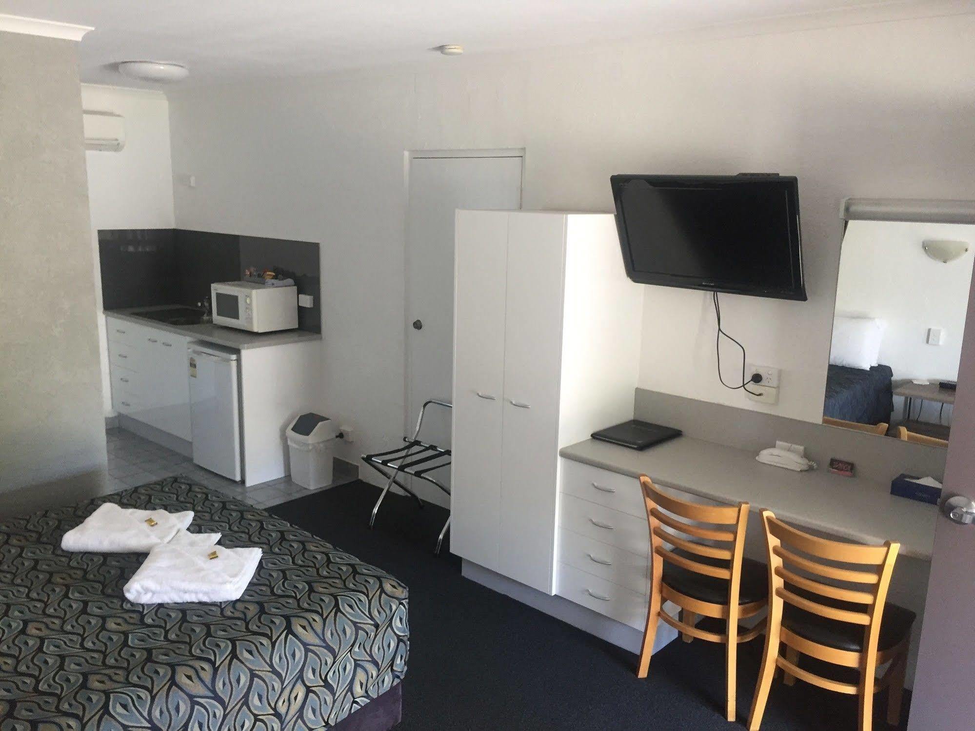Bundaberg Spanish Motor Inn Ngoại thất bức ảnh